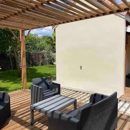 Petite Maison Avec Jardin Au Calme Floirac  Exterior photo