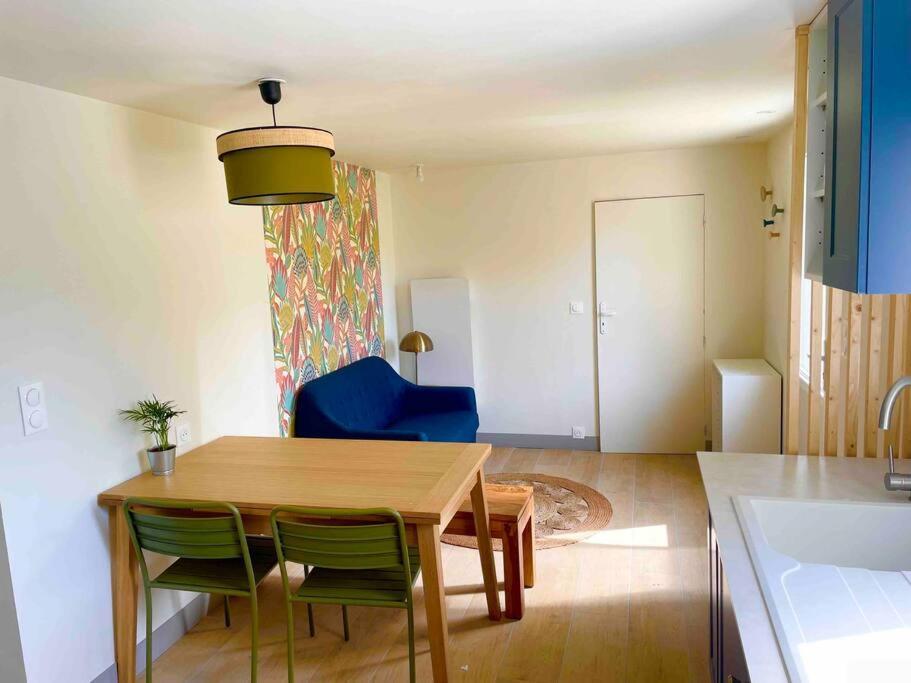 Petite Maison Avec Jardin Au Calme