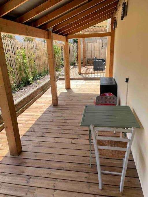 Holiday home Petite Maison Avec Jardin Au Calme *